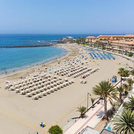 Seres , Balcon Y Piscina