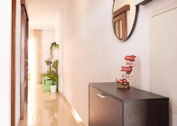 Seres , Balcon Y Piscina *