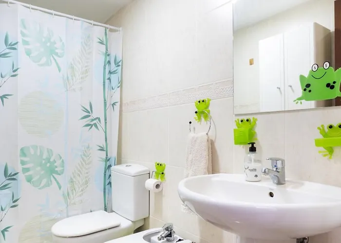 아파트 Seres , Balcon Y Piscina 아로나