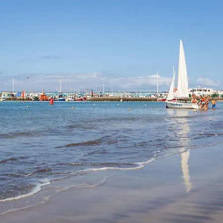 Seres , Balcon Y Piscina Lägenhet *