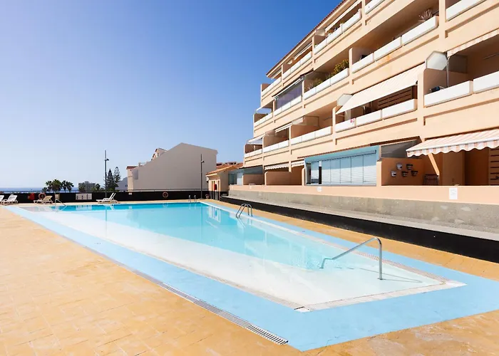 Seres , Balcón Y Piscina Apartamento *